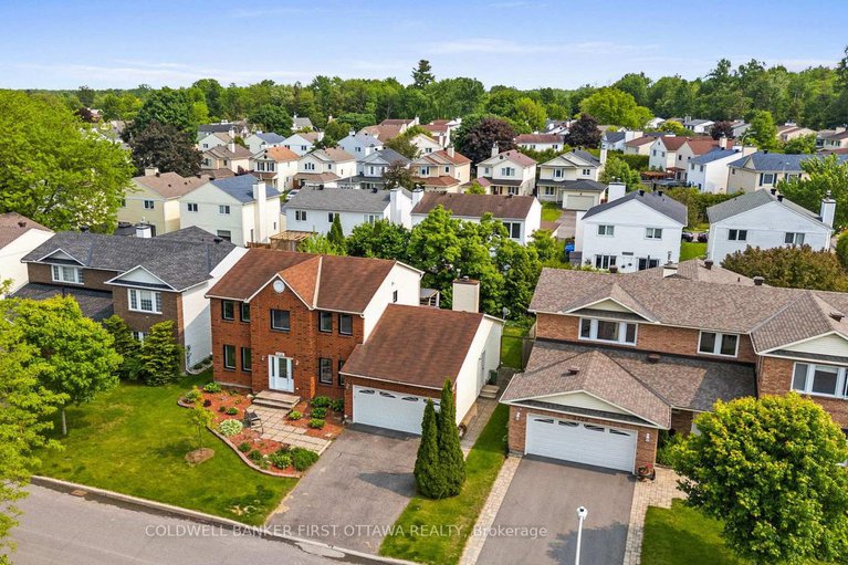 28427469/2722-wyldewood-street/emerald-woodssawmill-creek/ottawa/ontario/K1T2R9_41