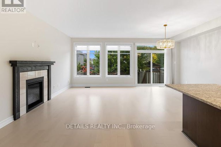 28683868/690-vivera-place/fringewood/ottawa/ontario/K2S2N1_20