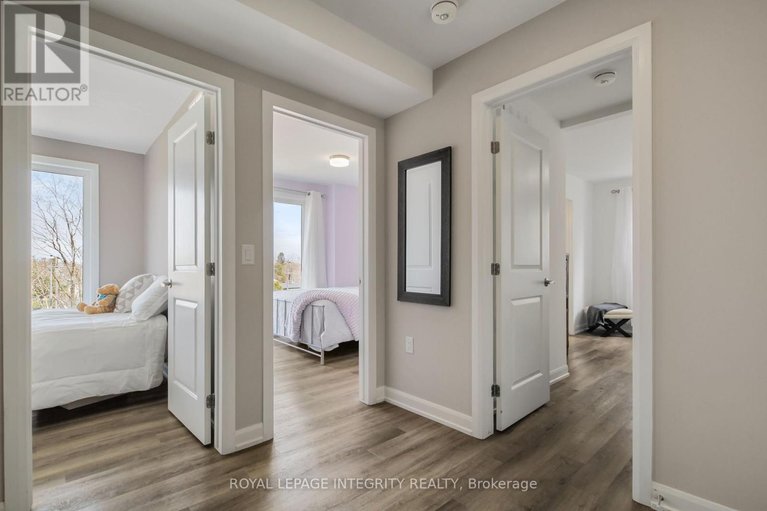 29648108/2722-draper-avenue/redwood-park/ottawa/ontario/K2H0C4_25