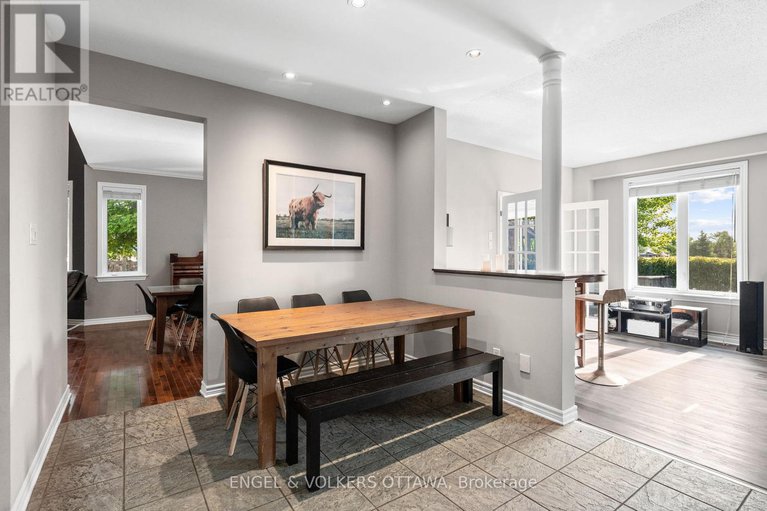 28760668/98-anfield-crescent-e/barrhaven-east/ottawa/ontario/K2G7B7_14