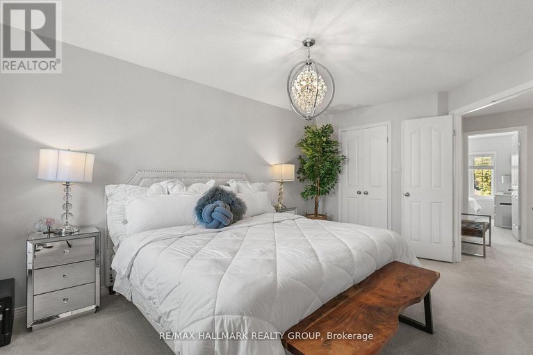 28990244/31-saddlesmith-circle/emerald-meadowstrailwest/ottawa/ontario/K2M2Y8_17