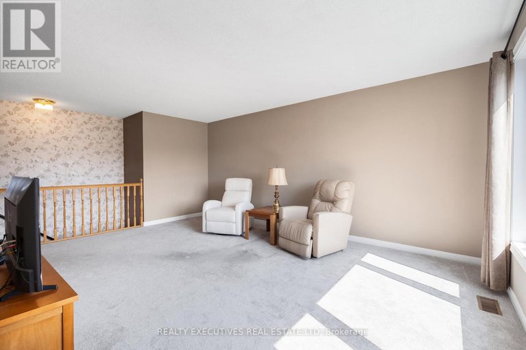 29601263/13178-froats-road/south-dundas-williamsburgh-twp/south-dundas/ontario/K0C1H0_16