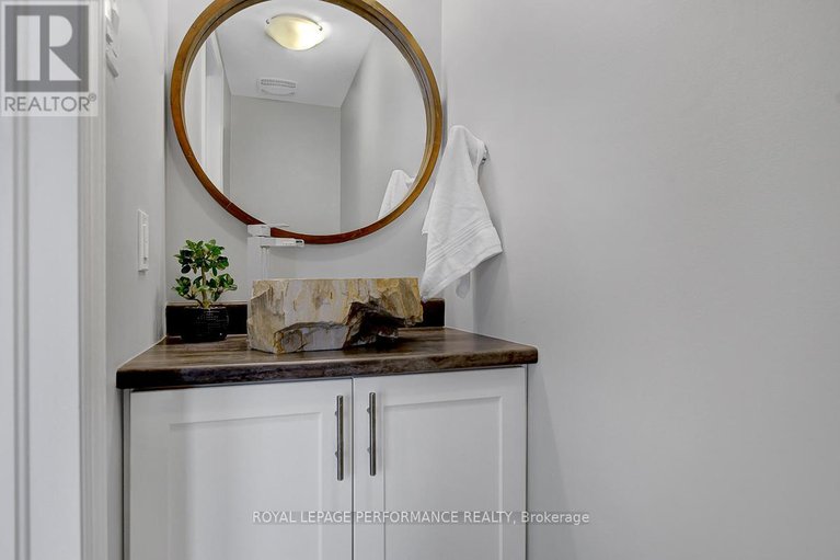 29315283/29-meadowlark-street/village-of-russell/russell/ontario/K4R0B8_14