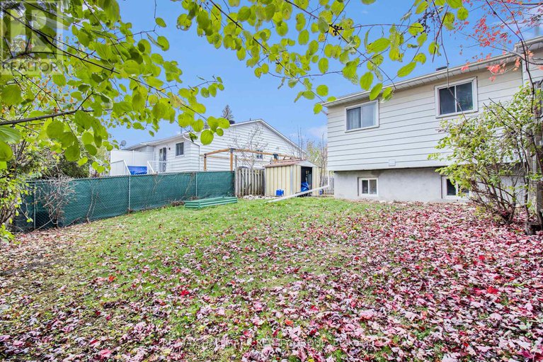 29071780/242-castlefrank-road/glencairnhazeldean/ottawa/ontario/K2L1T5_31