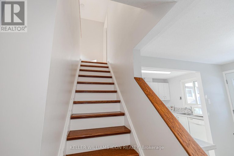 29239262/380-woodfield-drive/tanglewood/ottawa/ontario/K2G3W9_15