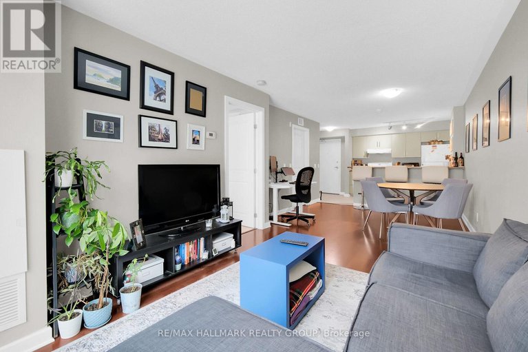 28506551/209-138-somerset-street-w/ottawa-centregolden-triangle/ottawa/ontario/K2P0A3_30