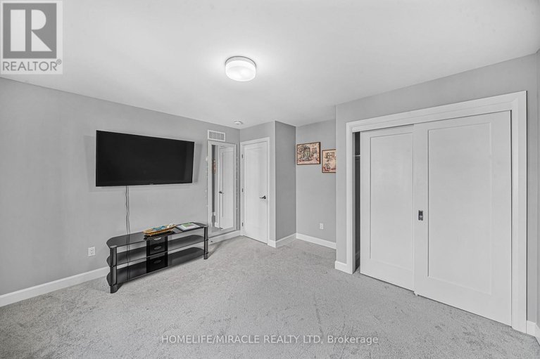 28815474/896-sendero-way/remainder-of-stittsville-area/ottawa/ontario/K2S2W8_38