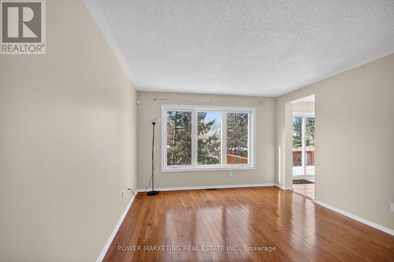 29154682/6410-sablewood-place/chapel-hill/ottawa/ontario/K1C7L7_29