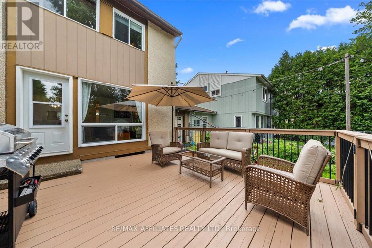 28592351/1150-grenoble-crescent/orleans-wood/ottawa/ontario/K1C2C6_36