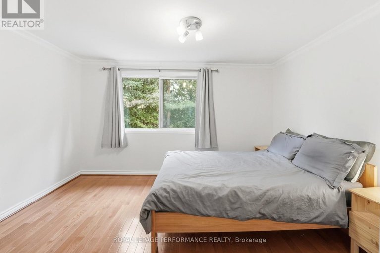 29570423/6442-bilberry-drive/orleans-wood/ottawa/ontario/K1C4P3_18