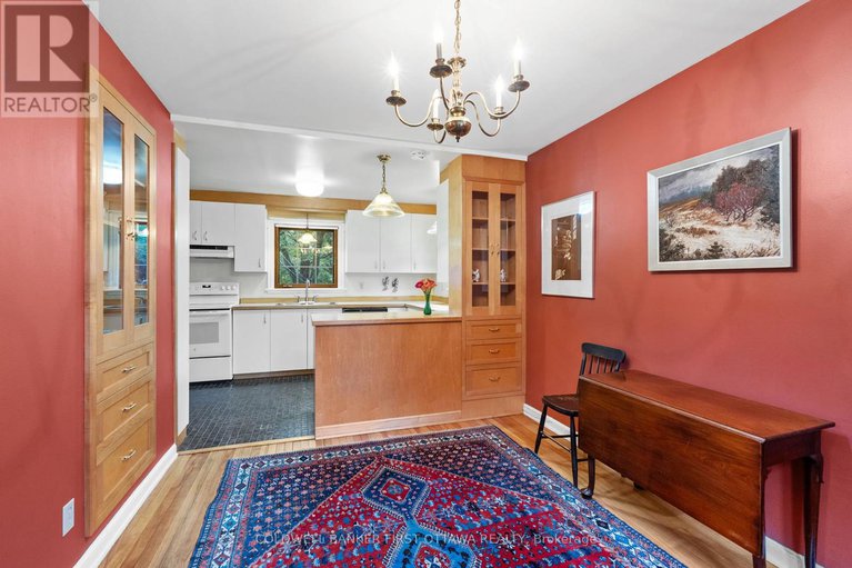 28932809/895-dundee-avenue/queensway-terrace-north/ottawa/ontario/K2B5T2_12