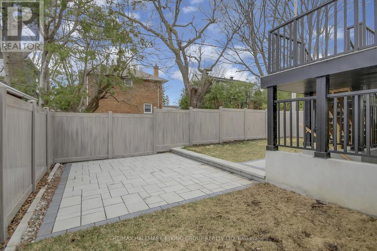 28550899/623-rowanwood-avenue/mckellarhighland/ottawa/ontario/K2A3E3_46