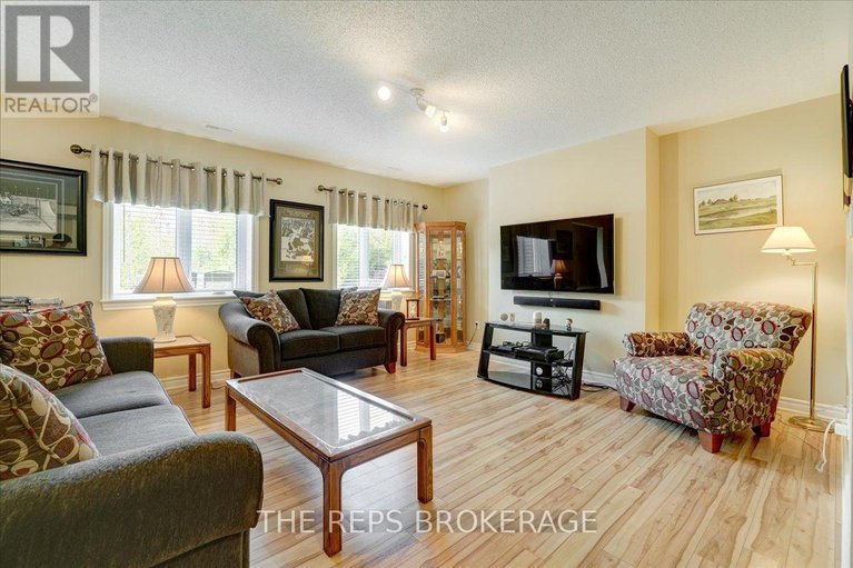 29671643/206-country-lane-drive-se/beckwith-twp/beckwith/ontario/K7C3P2_30