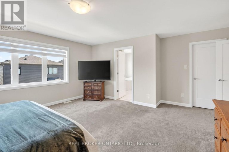 29584603/548-anchor-circle/mahogany-community/ottawa/ontario/K2B7Z5_20