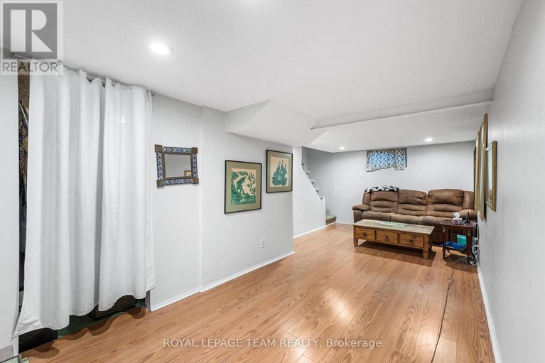 28782909/158-anna-avenue/carlington/ottawa/ontario/K1Z7V2_33