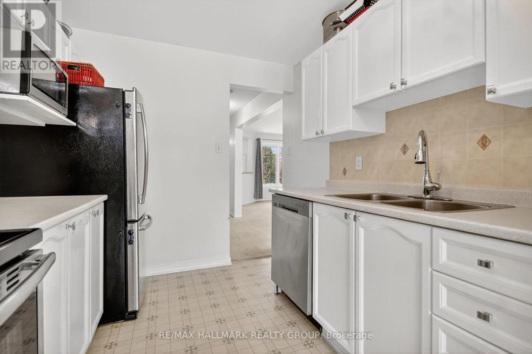 29099477/1505-demeter-street/fallingbrookgardenway-south/ottawa/ontario/K4A5C6_16