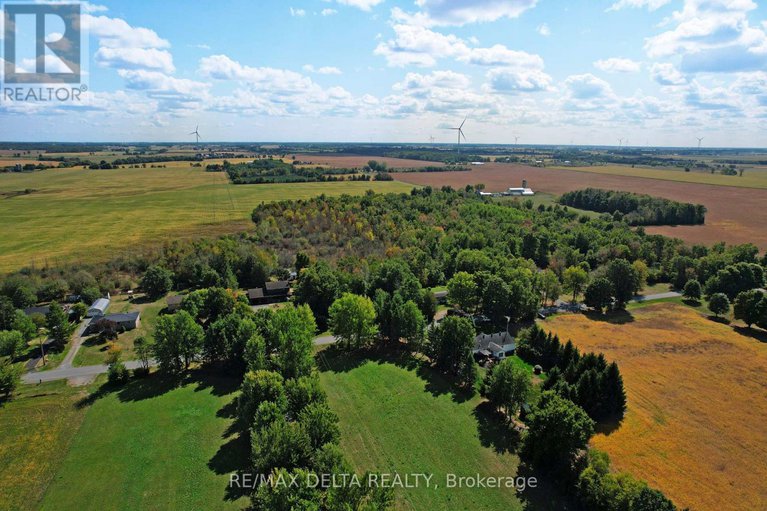28867285/15270-concession-8-9-road/north-stormont-finch-twp/north-stormont/ontario/K0A1R0_28