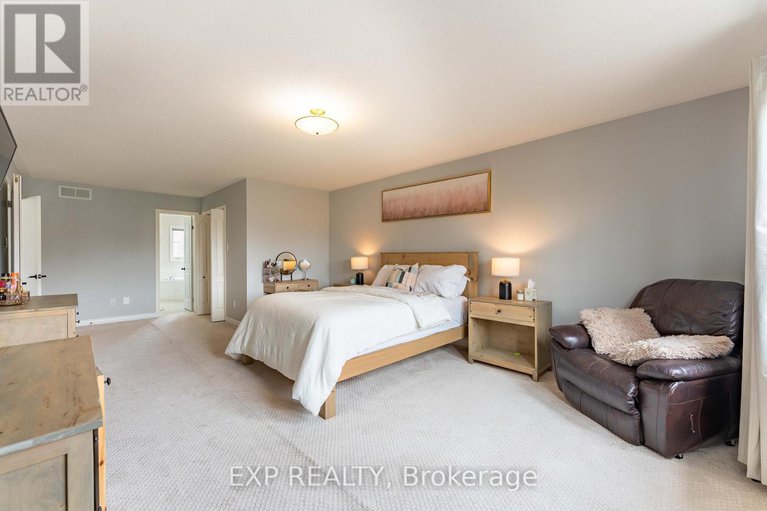 28360467/15-mayford-avenue/barrhaven-east/ottawa/ontario/K2G6A7_32