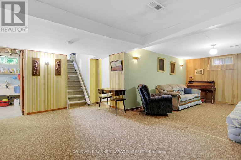 28626682/70-viewmount-drive/meadowlandscrestview/ottawa/ontario/K2G3C3_32