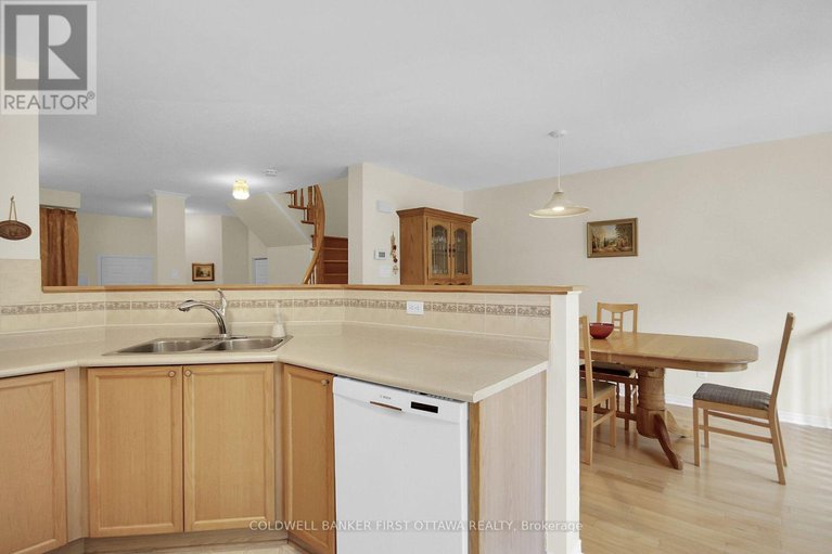 28408696/41-tobermory-crescent/morgans-grantsouth-march/ottawa/ontario/K2K2S2_18