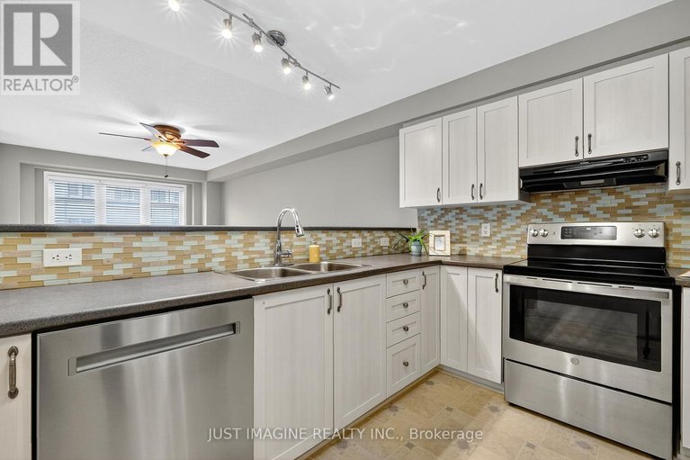 29033359/105-caithness-private/mer-bleuebradley-estatesanderson-park/ottawa/ontario/K1W0G4_15