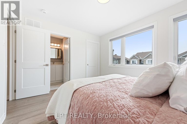 28424466/165-celestial-grove/half-moon-bay/ottawa/ontario/K2J6R6_33