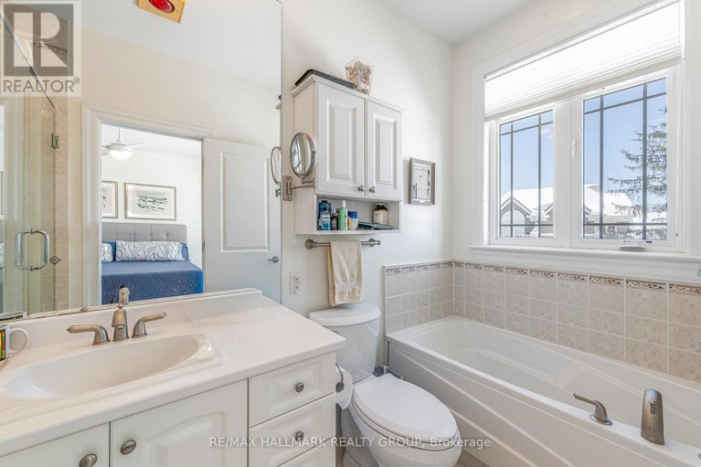 29357425/8-waterford-way/pineglencountry-place/ottawa/ontario/K2E7V4_22