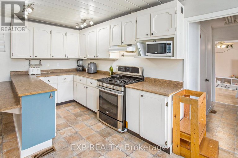28598895/47-meikle-street/morrisburg/south-dundas/ontario/K0C1X0_9
