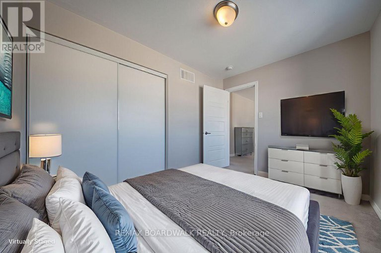 29283781/132-conifer-creek-circle/emerald-meadowstrailwest/ottawa/ontario/K2M0M2_32