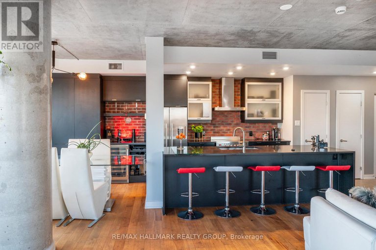 29230903/2701-195-besserer-street/sandy-hill/ottawa/ontario/K1N0B6_20