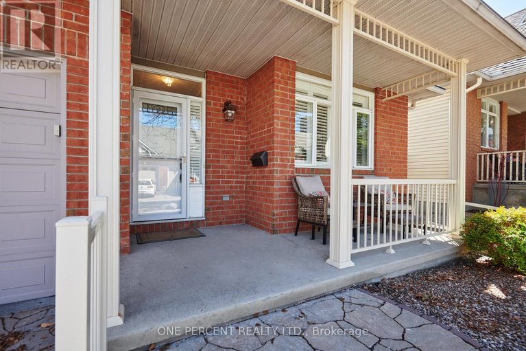29676801/15-1240-kilborn-place/alta-vista/ottawa/ontario/K1H1B4_3