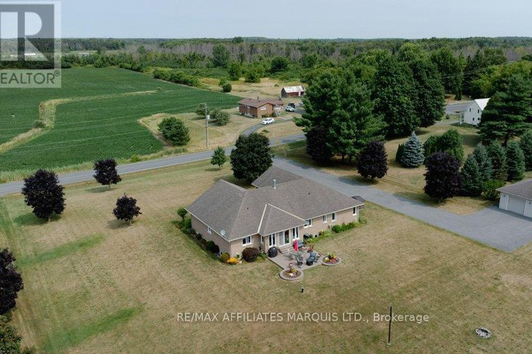 28699892/18456-tyotown-road/south-glengarry-charlottenburgh-twp/south-glengarry/ontario/K6H7S5_20