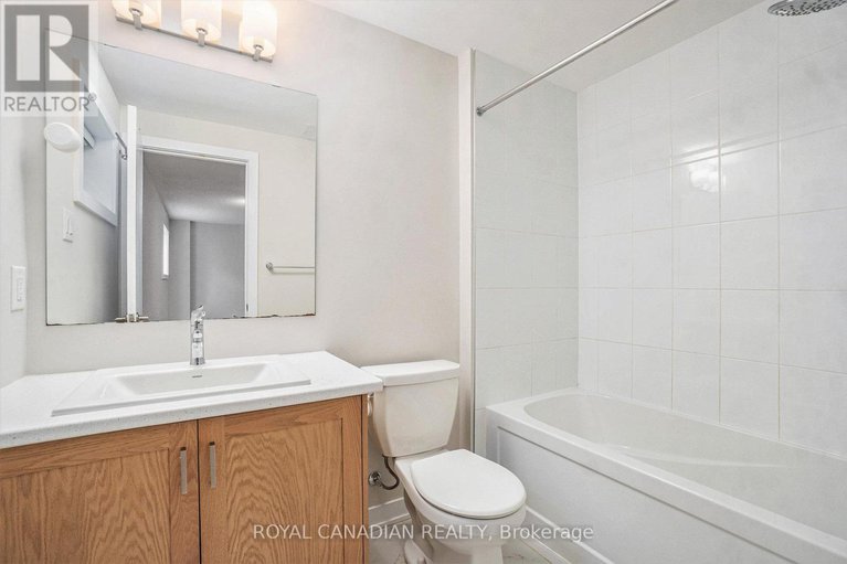28892633/93-pizzicato-street/mer-bleuebradley-estatesanderson-park/ottawa/ontario/K1W0S3_24