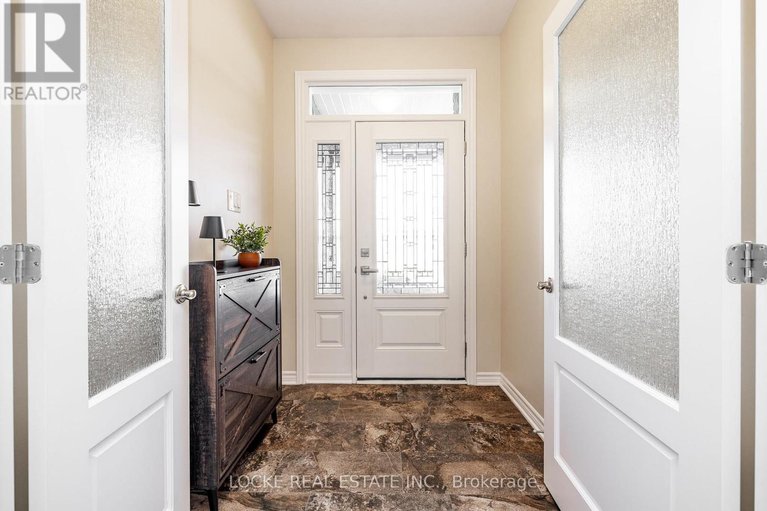 29578721/168-minoterie-ridge/camelot/ottawa/ontario/K4A0Y6_4