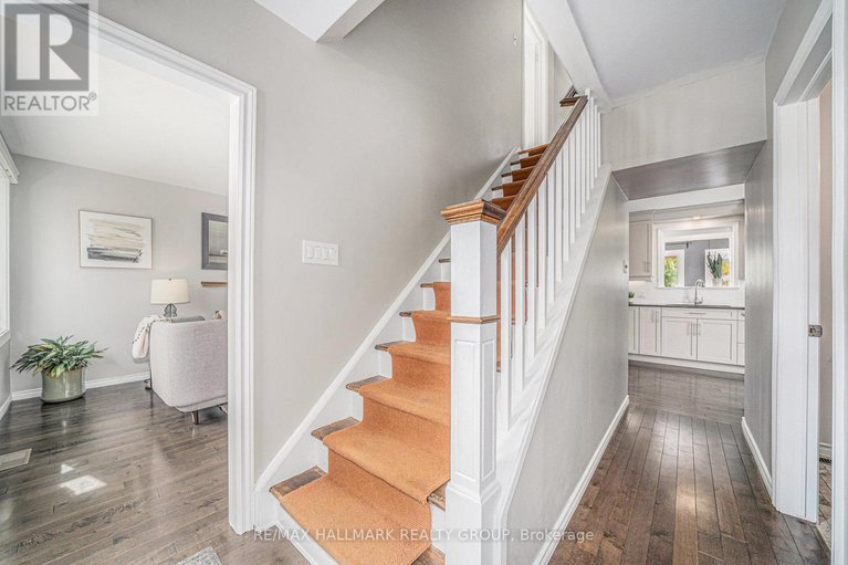 28972487/921-wingate-drive/elmvale-acresurbandale/ottawa/ontario/K1G1S6_4