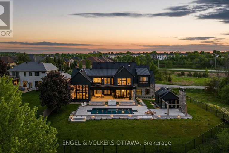 28278709/39-winding-way/barrhaven-east/ottawa/ontario/K2C3H1_45