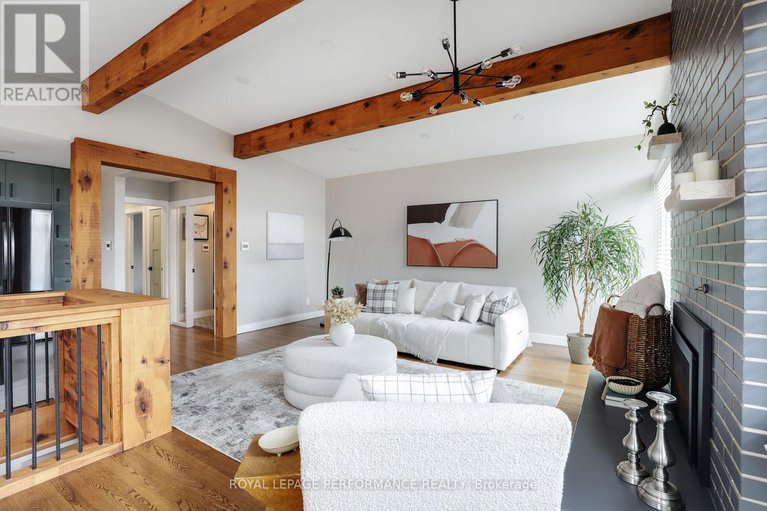 29123803/2320-nerta-street/hawthorne-meadows/ottawa/ontario/K1G1E5_21