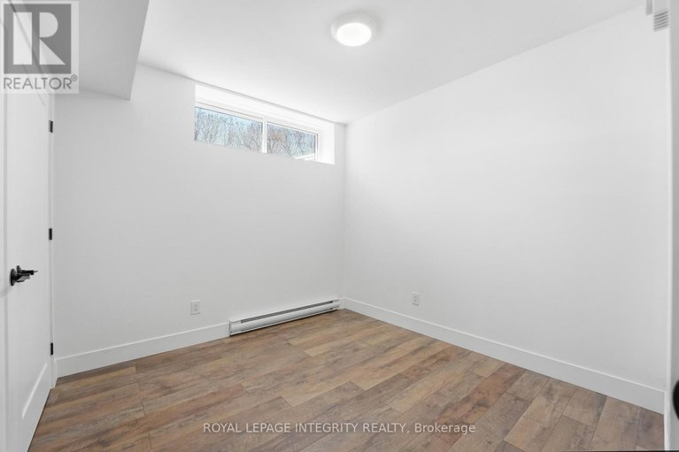 29663854/984-watson-street/fairfield-heights/ottawa/ontario/K2B6C2_41