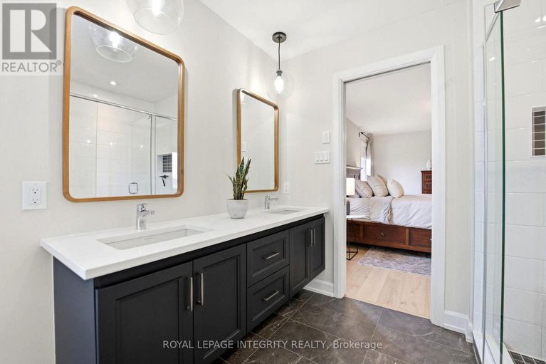 29590747/451-moonlight-drive/russell-twp/russell/ontario/K4R0L1_25