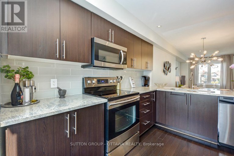 28533066/408-sadar-private/cedargrovefraserdale/ottawa/ontario/K2J3T3_22