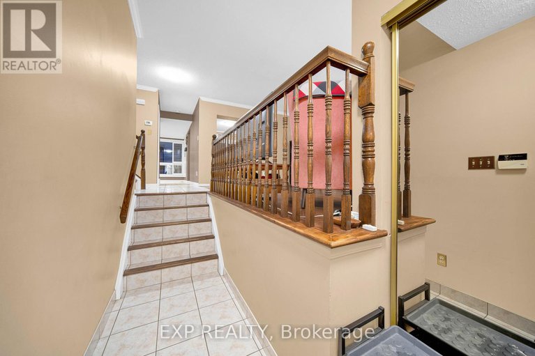 29205014/4-huntersfield-drive/hunt-club-parkgreenboro/ottawa/ontario/K1T3E4_38