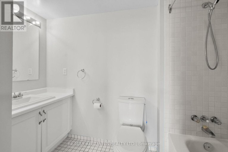 28532598/u1503-2759-carousel-crescent/emerald-woodssawmill-creek/ottawa/ontario/K1J2N5_32