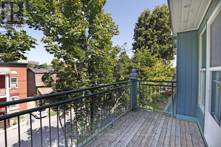 28821166/304-100-bruyere-street/lower-townbyward-market/ottawa/ontario/K1N5C6_32