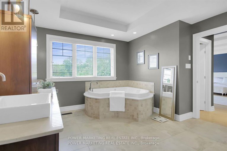 29261162/15-marwood-court/stonebridge/ottawa/ontario/K2J5G1_34