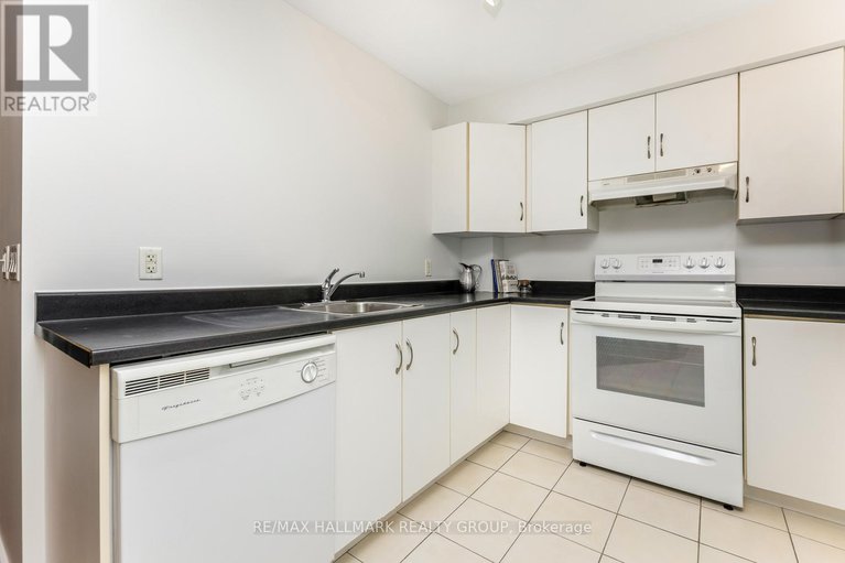 28426381/502-138-somerset-street-w/ottawa-centregolden-triangle/ottawa/ontario/K2P0A3_6