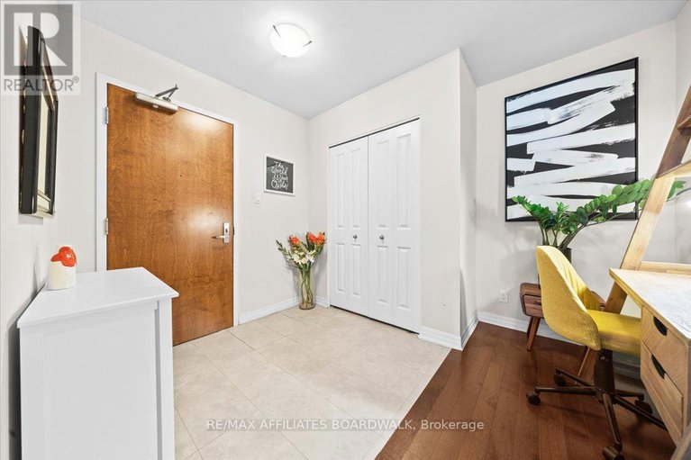 28649694/206-242-rideau-street-s/sandy-hill/ottawa/ontario/K1N0B7_2