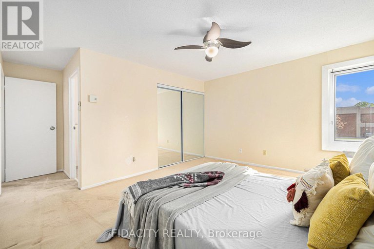 28384635/205-960-teron-road/beaverbrook/ottawa/ontario/K2K2B6_22