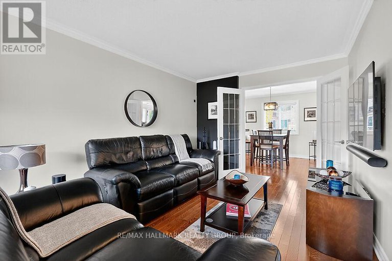 29008692/1915-orchardview-avenue/fallingbrookgardenway-south/ottawa/ontario/K4A3H1_5
