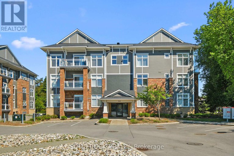 28510618/301-345-elizabeth-cosgrove-private/mer-bleuebradley-estatesanderson-park/ottawa/ontario/K1W0K6_1