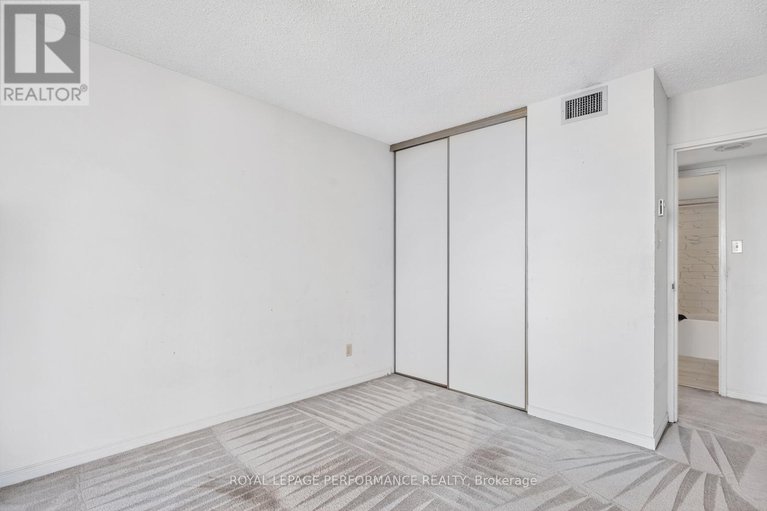 29102804/1603-160-george-street/lower-townbyward-market/ottawa/ontario/K1N9M2_32